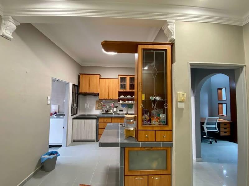 Tanjung Bungah 2 Storey Terrace - 4