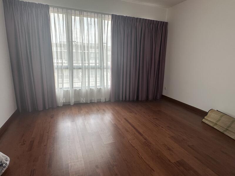 Hampton Residences - 5