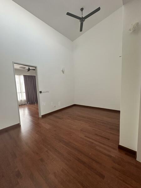 Hampton Residences - 4