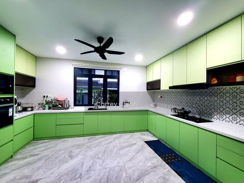 2 storey Corner, Lake Edge Puchong - 4