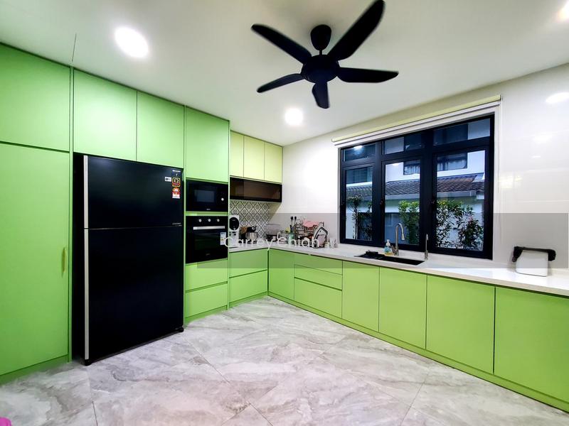 2 storey Corner, Lake Edge Puchong - 5