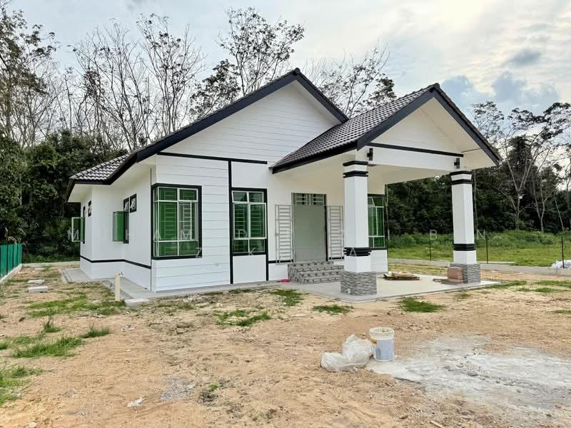 Banglo Luas/Cantik 4B3BA @ Bukit Gading, Tanah Merah - 4