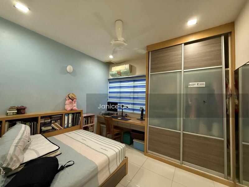 Taman Century - 4