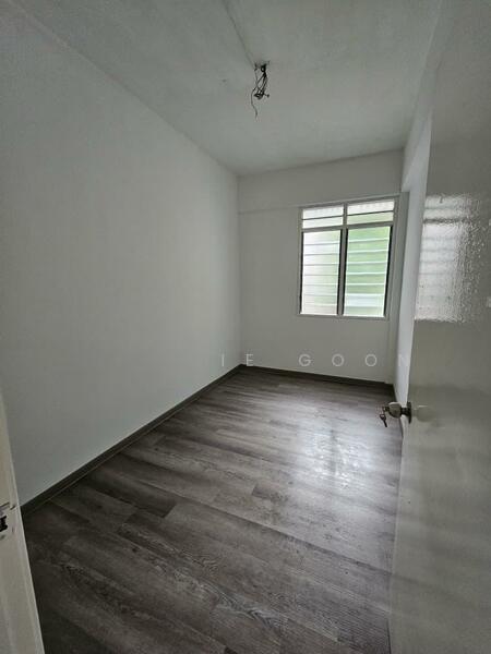 Mutiara Indah Apartment - 4