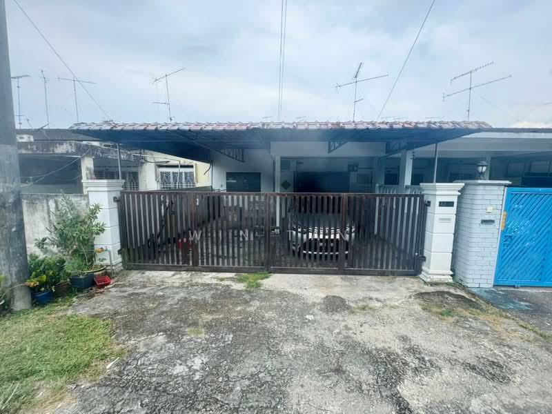 Taman Onn Holding - 1