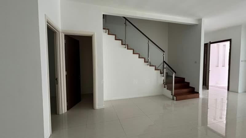 Raffles Residence 199 - 3