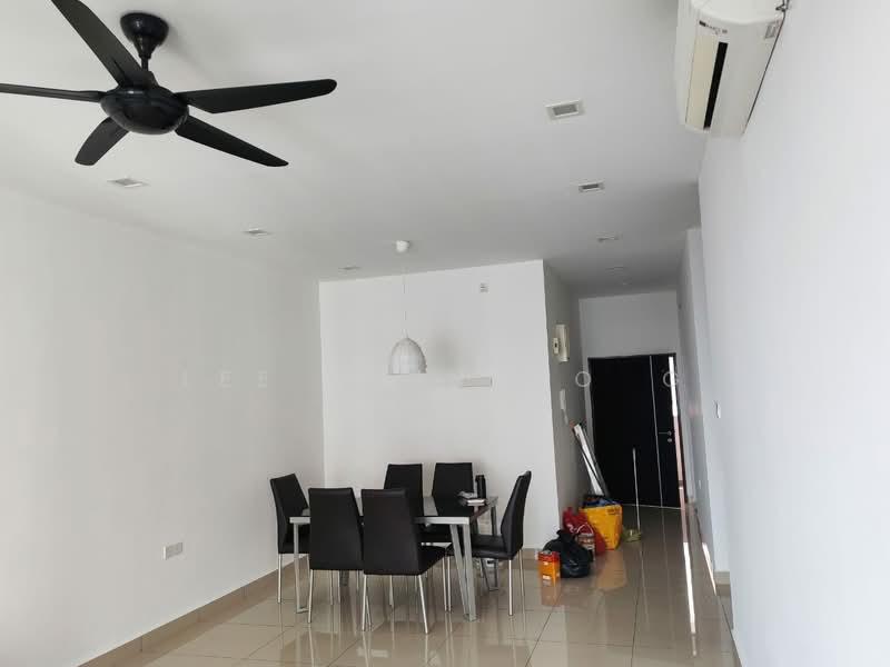 M Condominium @ Larkin - 5