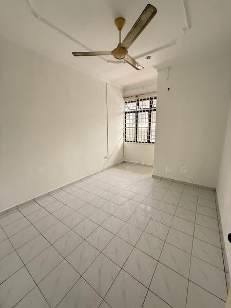 Taman Desa Cemerlang - 3