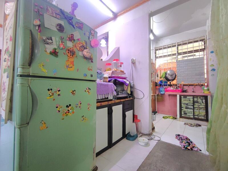 Taman Sri Angsana - 4