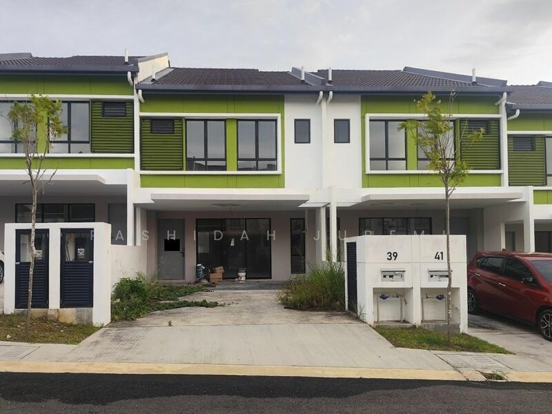 Residensi Lambaian Dua - 1