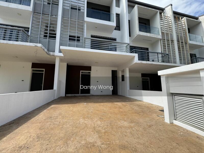 LakeClub Parkhome - 1