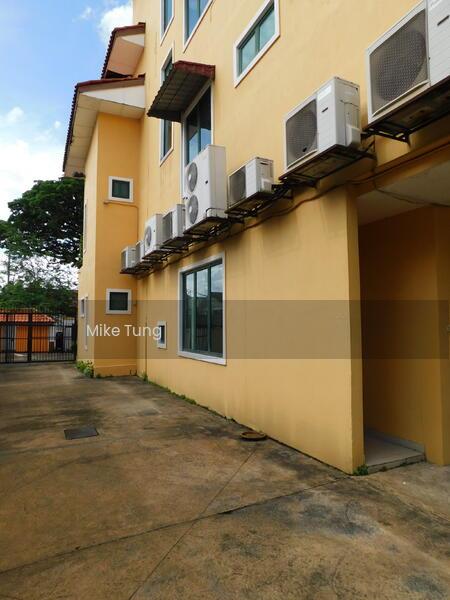 Bungalow at Ampang Hilir - 3