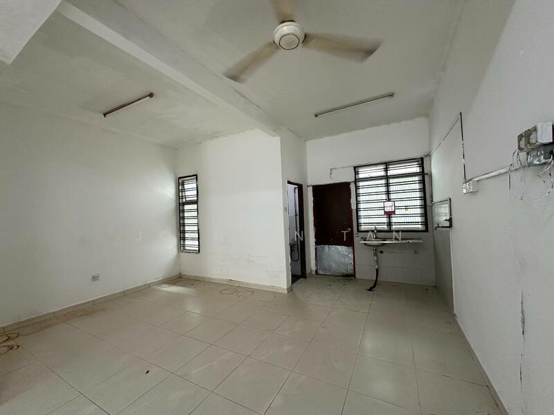 Taman Scientex Senai - 3