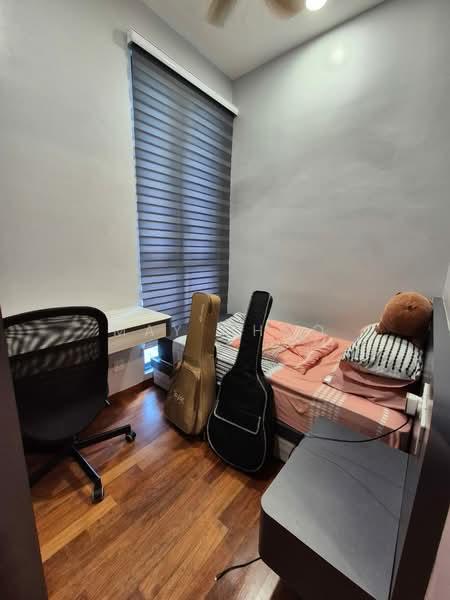 Queens Residences Q1 @ Queens Waterfront - 4