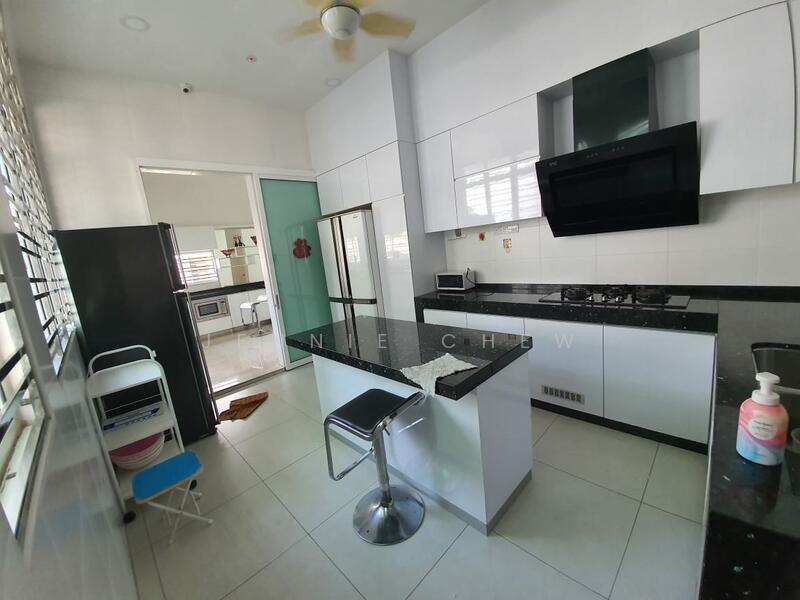 JALAN HARMONIUM, DESA TEBRAU - 4