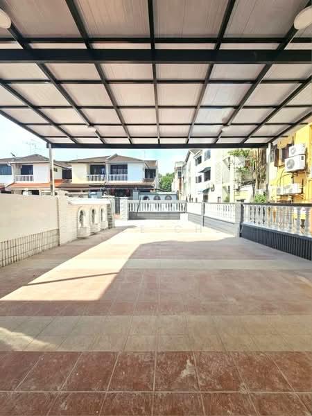 Taman Johor Jaya - 2