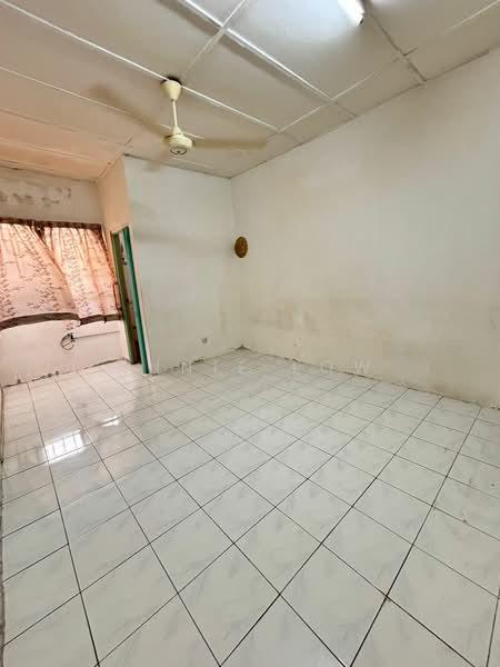 Taman Sri Putri - 3