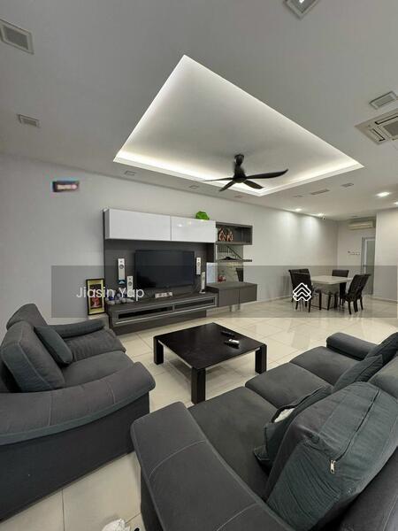 2 Storey Terrace House 3R2B 2,400sqft for SALE @ Sungai Nibong - 2