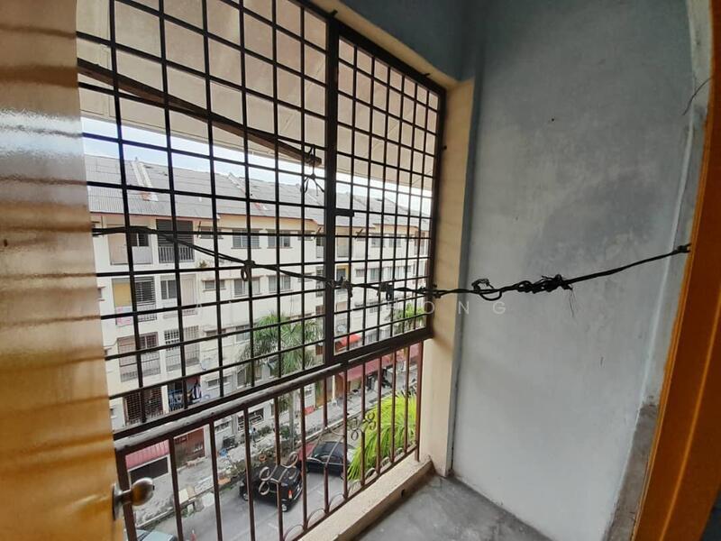 Panorama Lapangan Perdana - 4