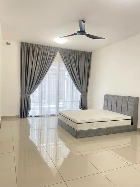 DOUBLE STOREY TERRACE SEJATI LAKESIDE PHASE 1 CYBERJAYA - 5