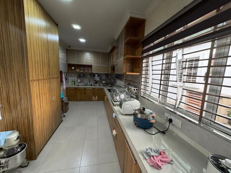 Laman Rimbunan - 3