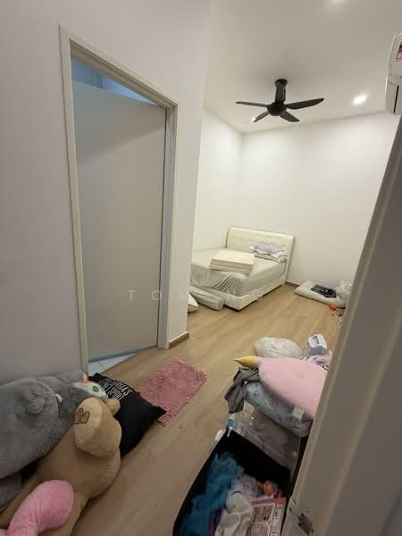 Garden Villas, Bukit Indah - 5
