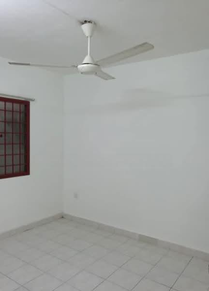 Flora Damansara Apartment - 2