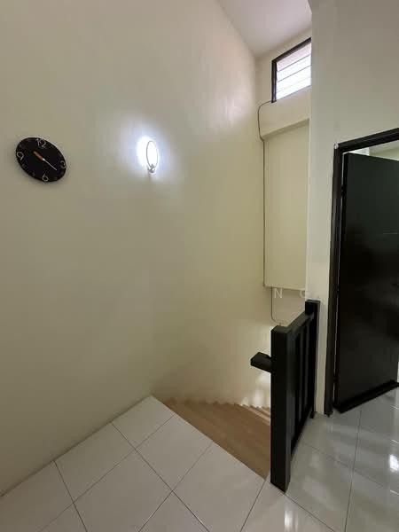 Lahat Double Storey Terrace House Partial Furnished For Sale - 5