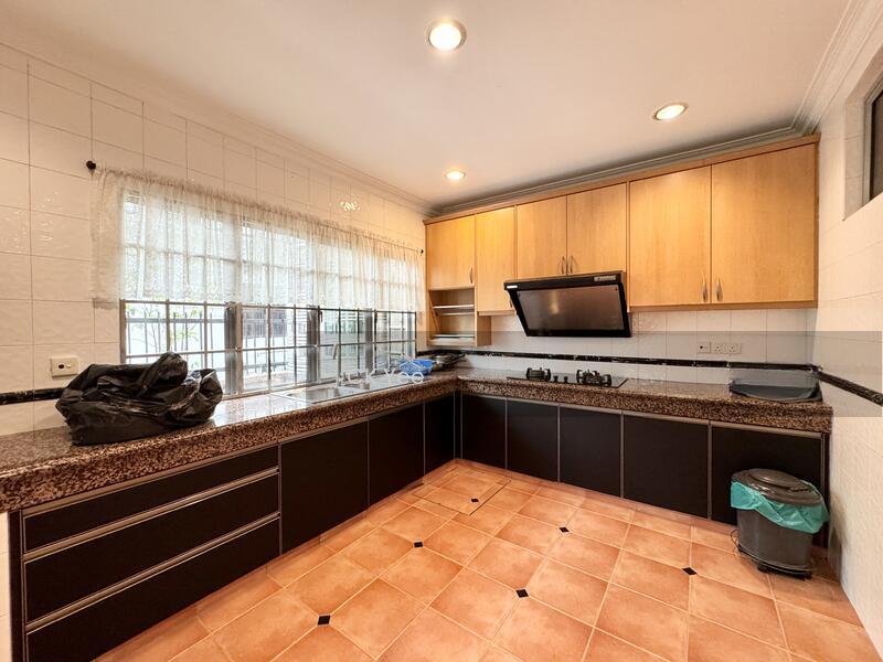 Sri Petaling (Freehold Semi-D) - 5