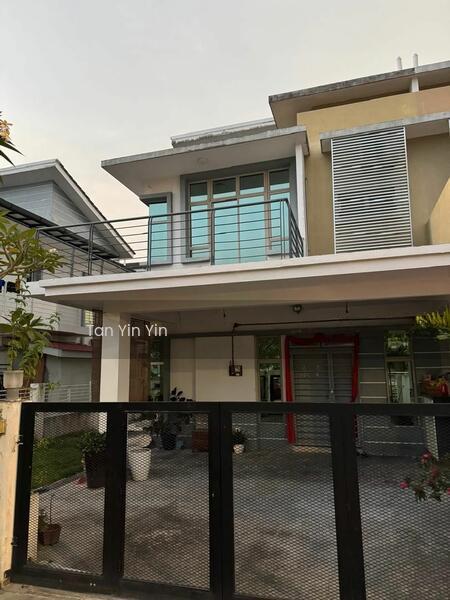 Semi-Detached House at Taman Saujana Putera - 1