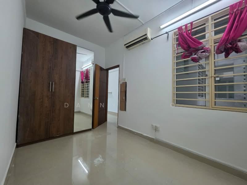 Bukit Segambut Apartment - 4