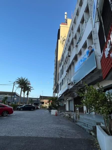 Johor Town Kebun Teh Shop Lot - 1