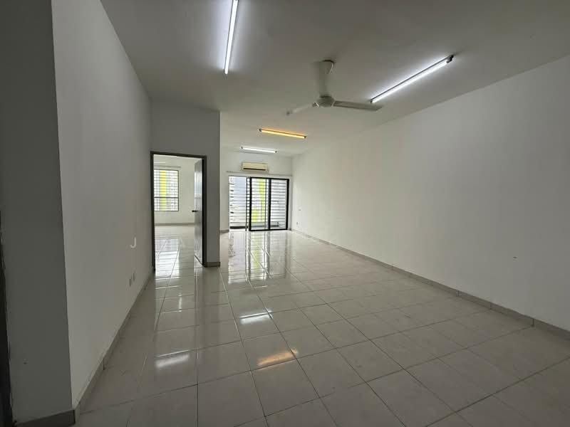 Ivory Residence - 2