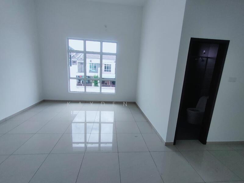BANDAR LAYANGKASA - 2