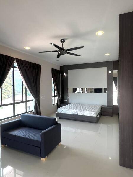 Moonlight Bay Bungalow house - 2