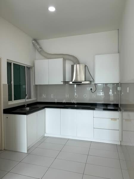 La Thea Residences - 2