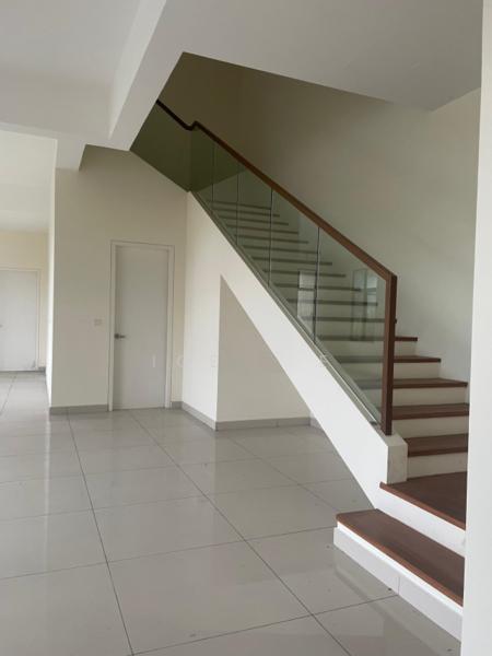 Semi-Detached House at Kota Kemuning - 3