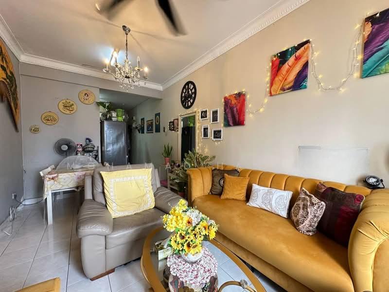 Pangsapuri Berembang Indah - 4