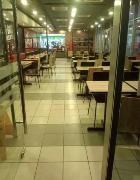 Axis Atrium - 2