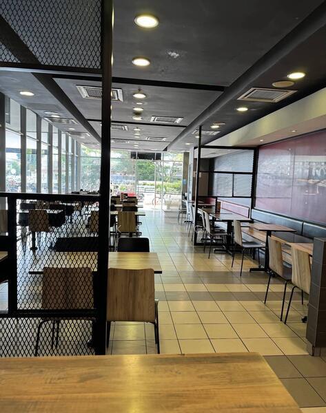 Axis Atrium - 3