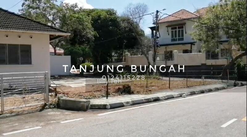 GOOD DEAL GOOD LOCATION AT TANJUNG BUNGAH - 1