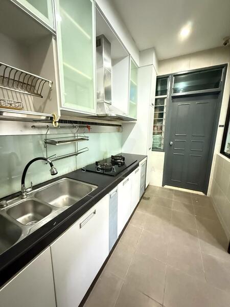 Kiara 2 @ Austin Heights 2 - 3