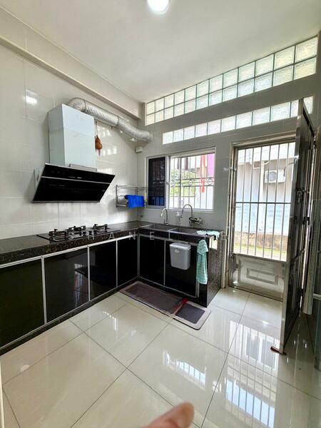 Taman Kluang Barat - 5