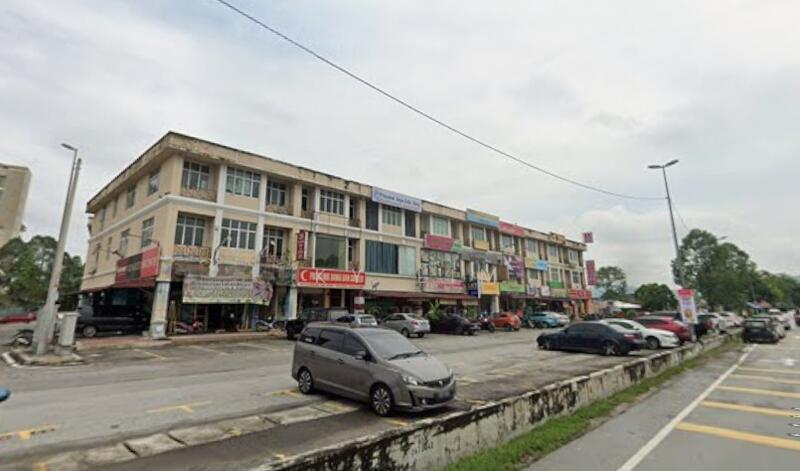 Pusat Perniagaan Sungai Jelok,Kajang @ 3 Storey Shoplot(Corner) For Sale - 1