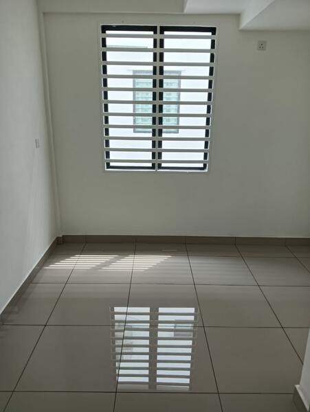 TAMAN LEMBAH INDAH - 4