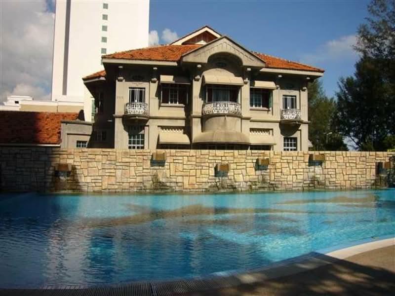 Gurney Beach Resort - 3