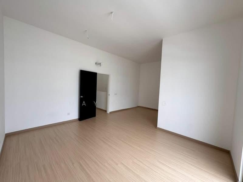 Iskandar Puteri, 2-Storey Cluster House For Sale - 3