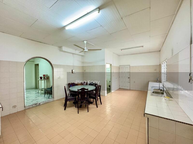 2 STY SEMI-D | 4900SF | COMMERCIAL POTENTIAL - 5