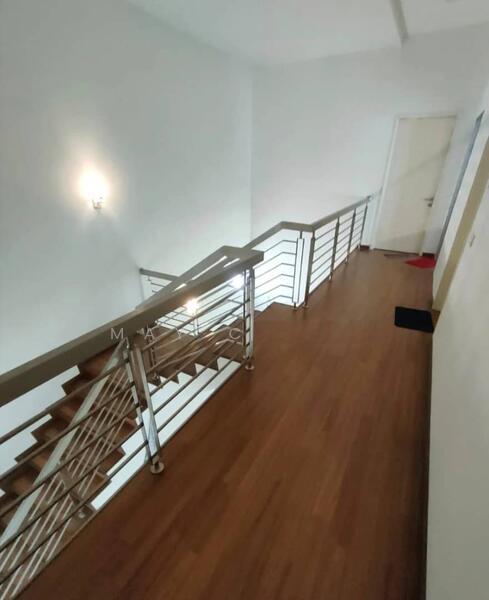 Garden Villas, Bukit Indah - 5