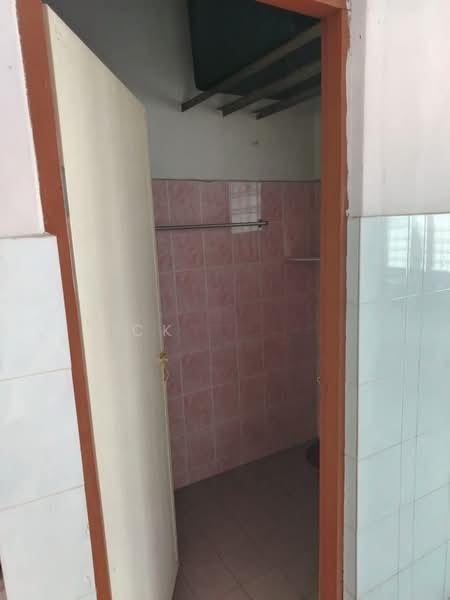 Ipoh gunung rapat renovated extended single storey house for sale - 5